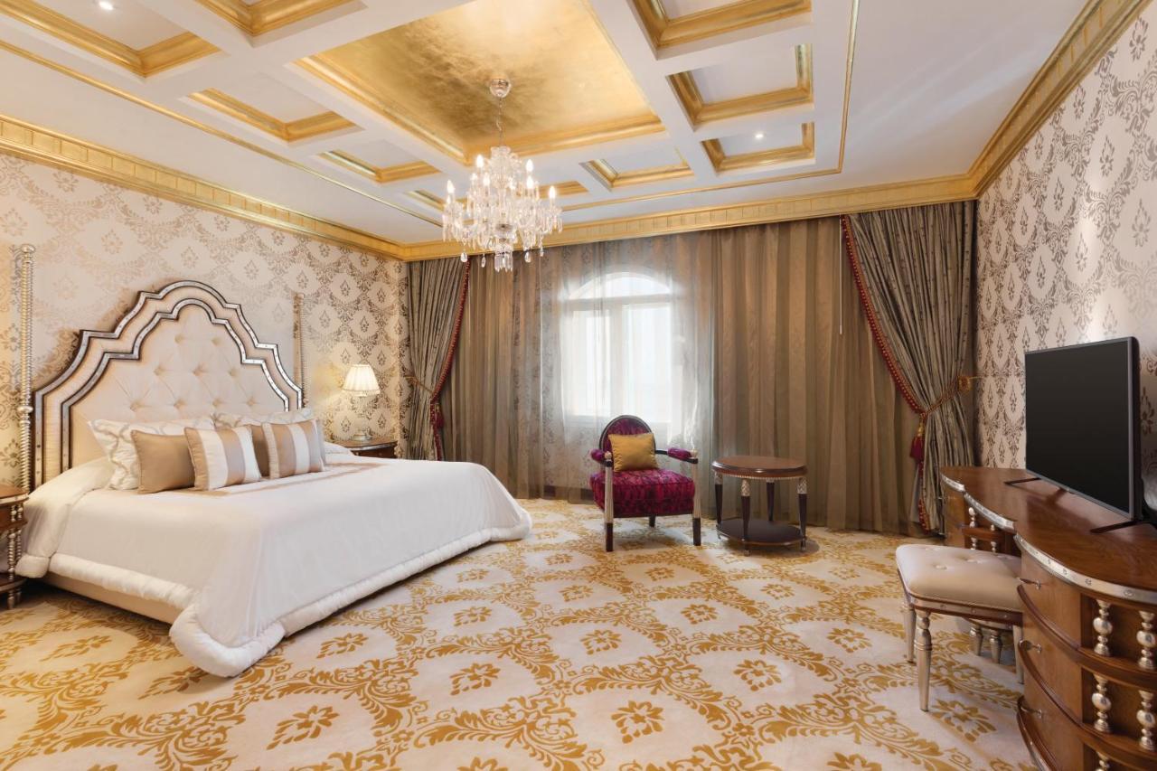 Grand Regency Doha, Trademark Collection By Wyndham Exterior photo